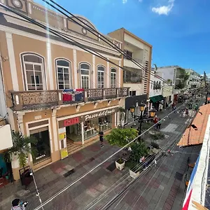 Colonial Blanco Albergue